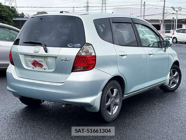 Honda FIT 2007-07 7723326-2
