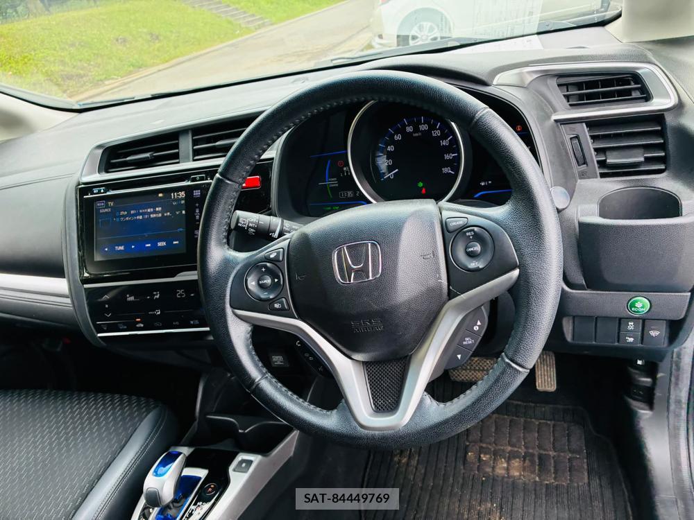 Honda FIT HYBRID 2014-04 7718231-14
