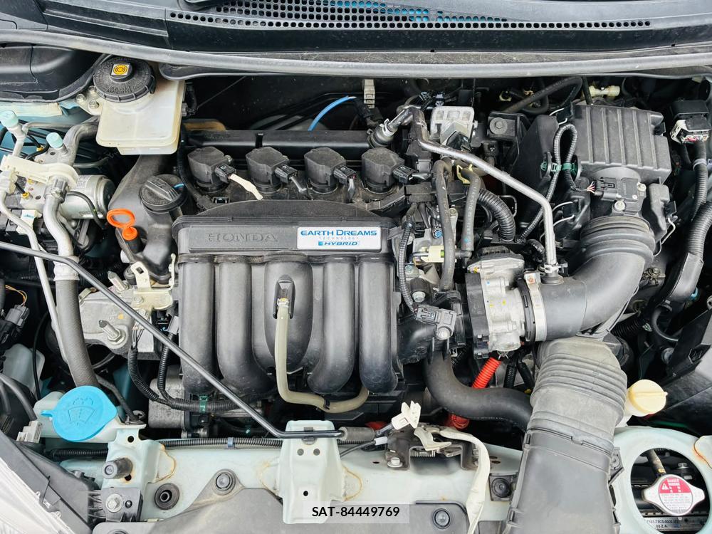 Honda FIT HYBRID 2014-04 7718231-32