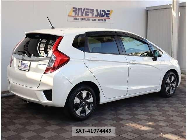 Honda FIT 2017-09 7723303-23