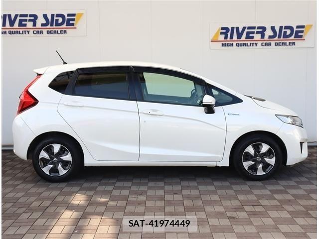 Honda FIT 2017-09 7723303-4