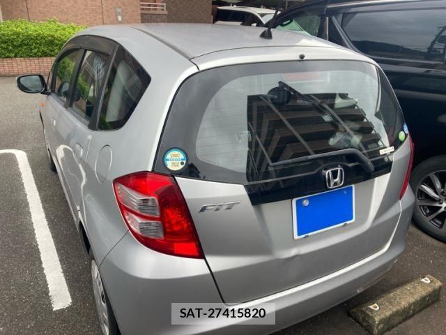 Honda FIT 2009-07 7723338-3