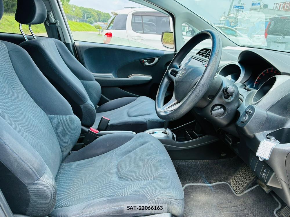 Honda FIT 2009-06 7609377-11