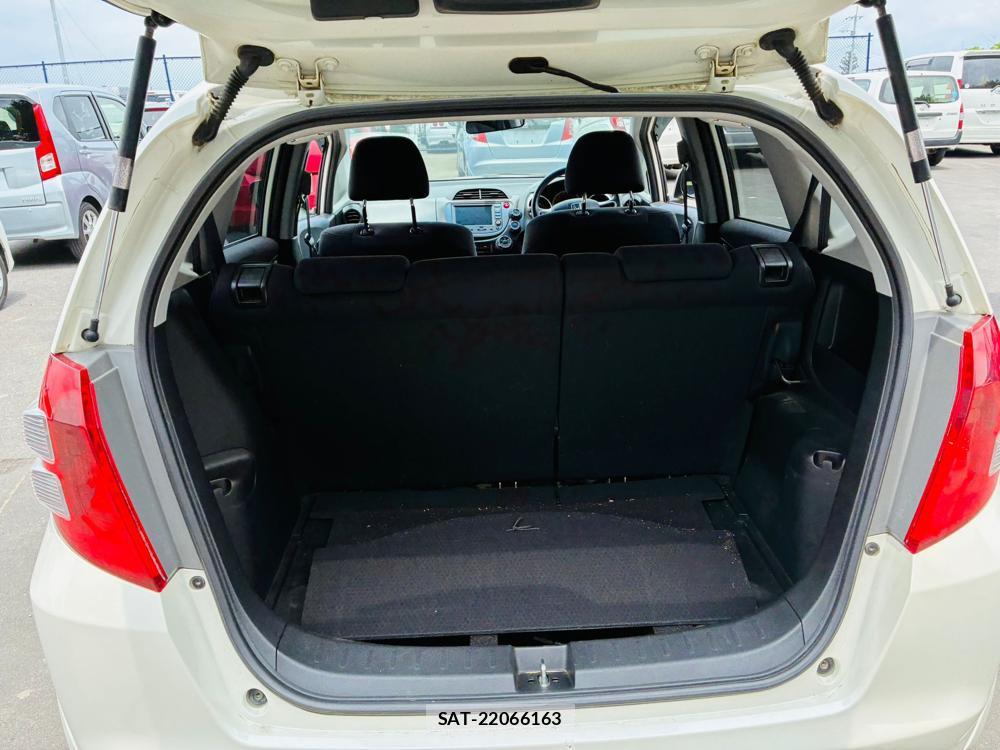 Honda FIT 2009-06 7609377-25