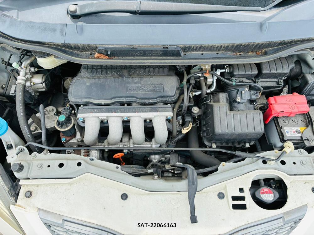 Honda FIT 2009-06 7609377-38