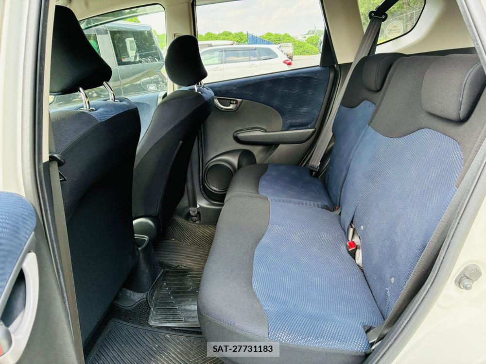 Honda FIT 2011-07 7578791-9