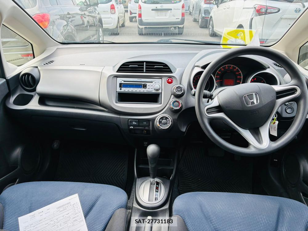 Honda FIT 2011-07 7578791-12