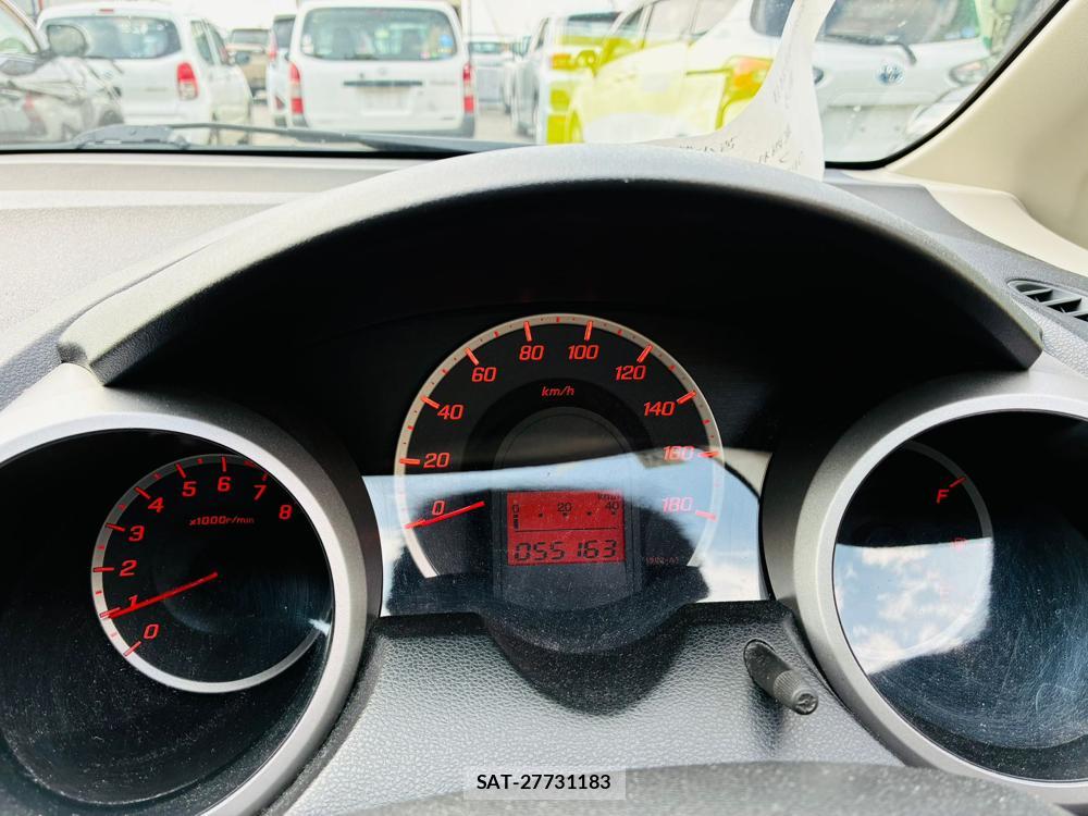 Honda FIT 2011-07 7578791-15