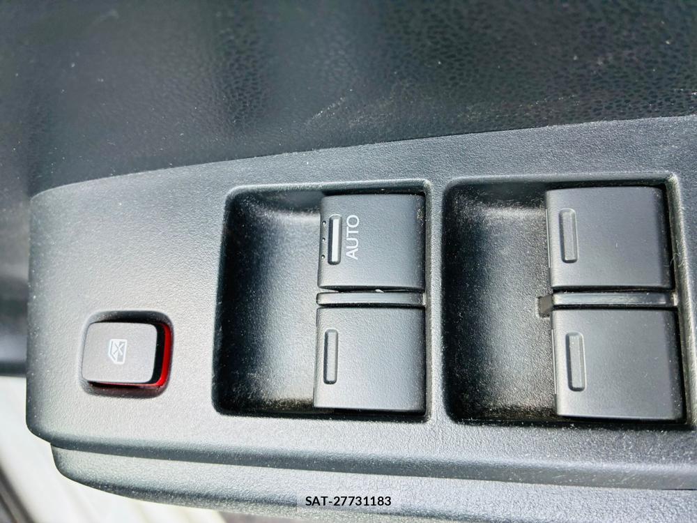 Honda FIT 2011-07 7578791-21