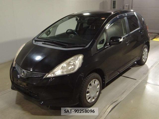 Honda FIT 2011-08 7746813-0
