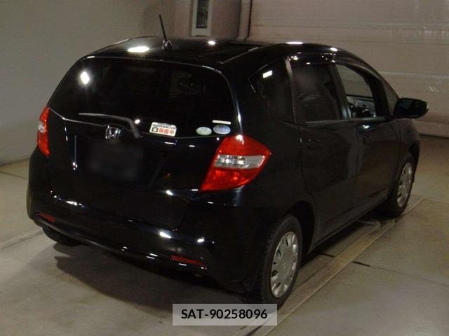 Honda FIT 2011-08 7746813-1