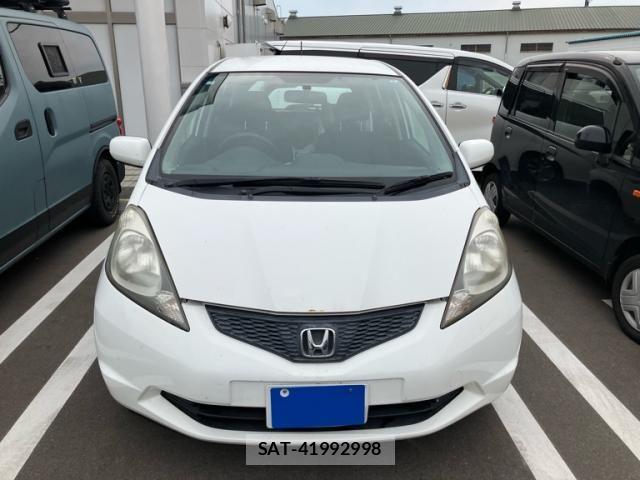 Honda FIT 2010-09 7784898-0
