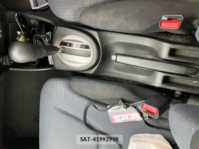 Honda FIT 2010-09 7784898-15