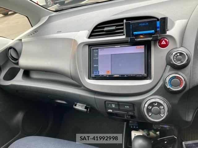 Honda FIT 2010-09 7784898-16