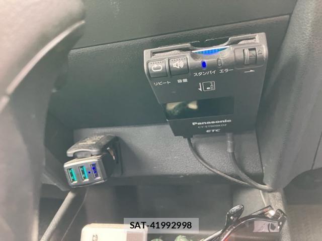 Honda FIT 2010-09 7784898-17