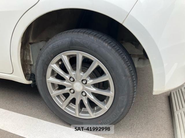 Honda FIT 2010-09 7784898-21