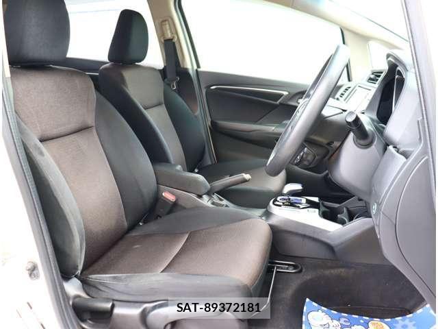 Honda FIT 2015-03 7784922-7