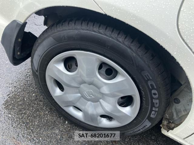 Honda FIT 2006-02 7784901-2