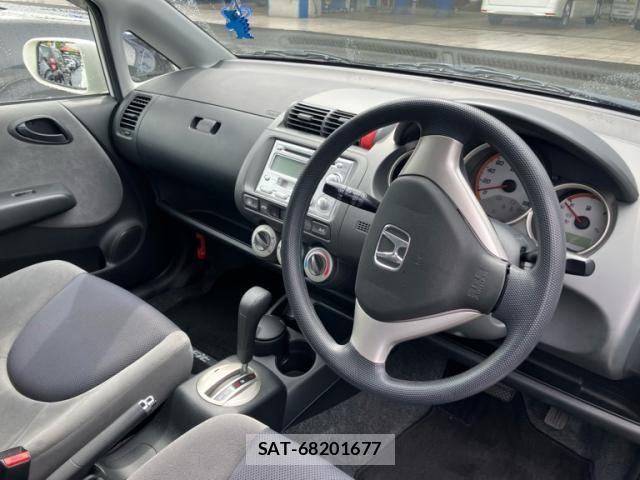 Honda FIT 2006-02 7784901-7