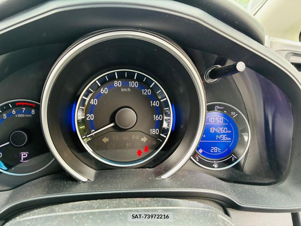 Honda FIT 2014-07 7578792-14