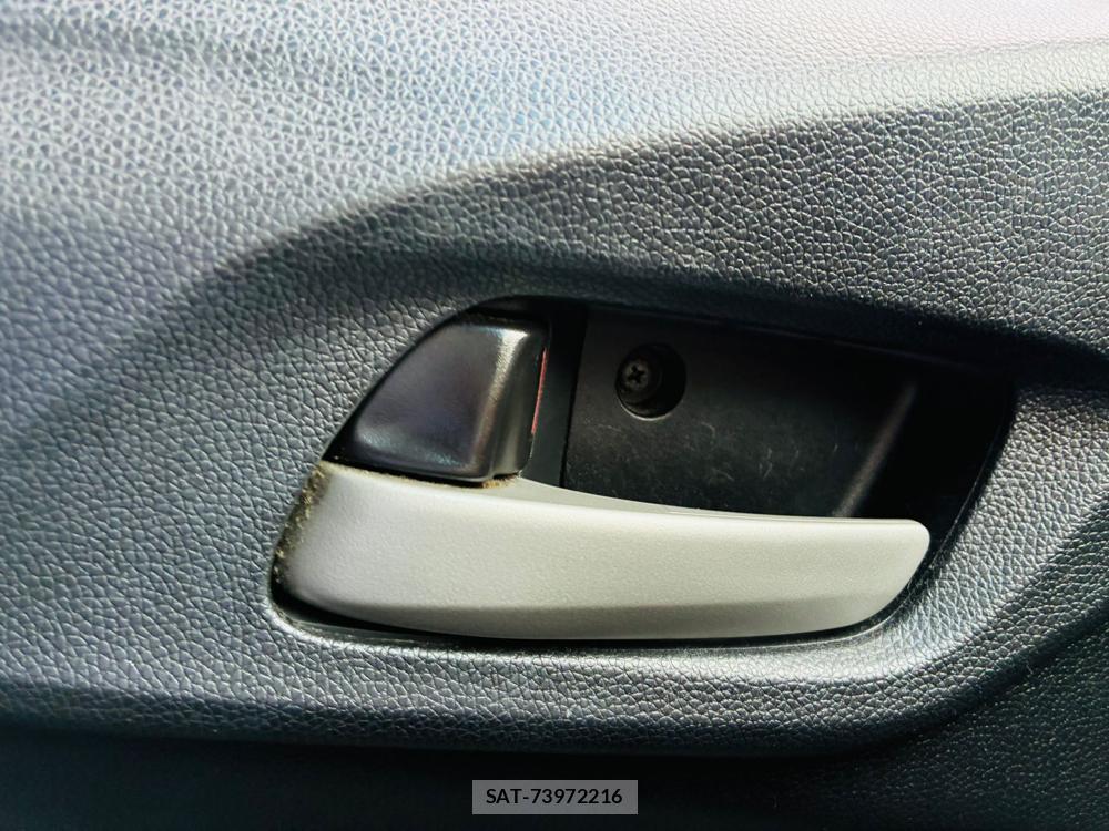 Honda FIT 2014-07 7578792-20