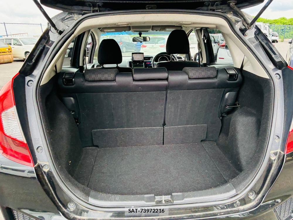 Honda FIT 2014-07 7578792-23