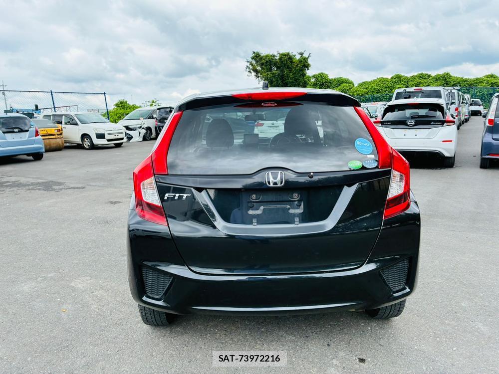 Honda FIT 2014-07 7578792-3