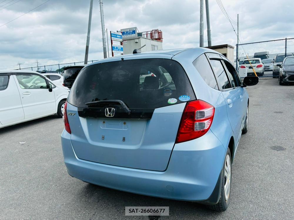 Honda FIT 2009-12 7451020-4