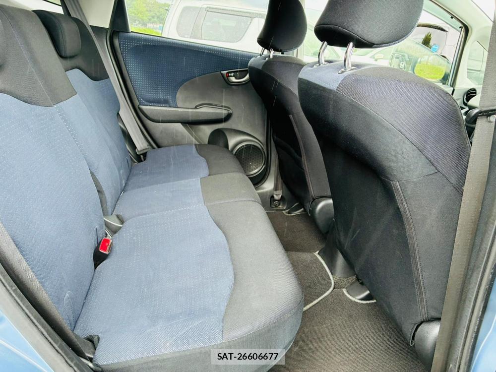 Honda FIT 2009-12 7451020-8