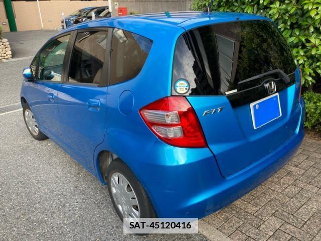 Honda FIT 2008-07 7784899-3