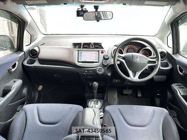 Honda FIT 2010-02 7784916-1