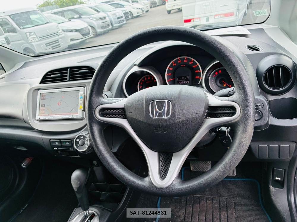Honda FIT 2010-09 7738871-14