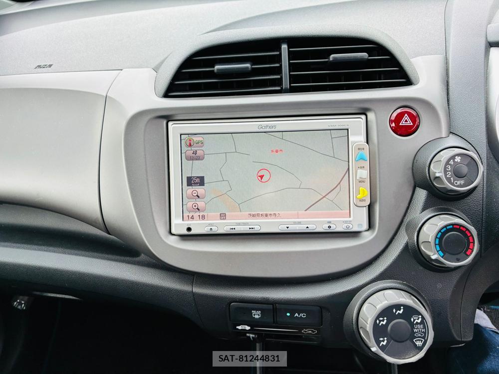 Honda FIT 2010-09 7738871-18