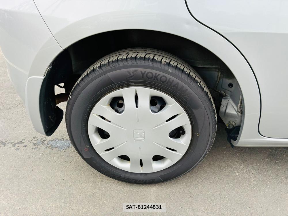 Honda FIT 2010-09 7738871-27