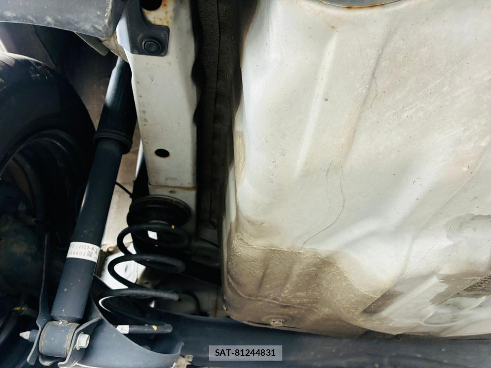 Honda FIT 2010-09 7738871-35