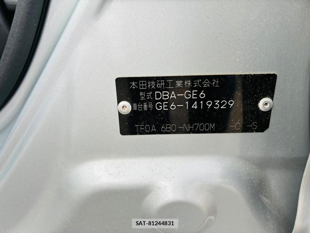 Honda FIT 2010-09 7738871-37