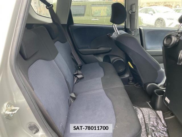 Honda FIT 2007-12 7876468-11