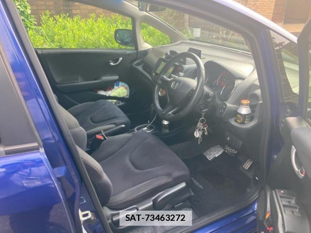 Honda FIT 2011-12 7876454-12