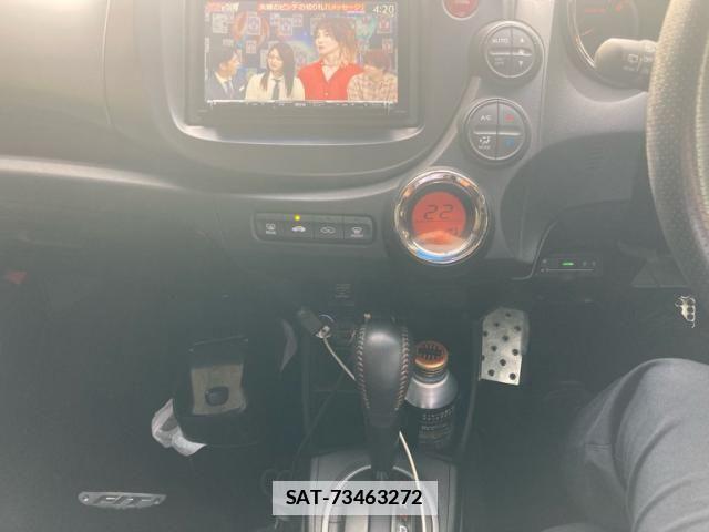 Honda FIT 2011-12 7876454-16