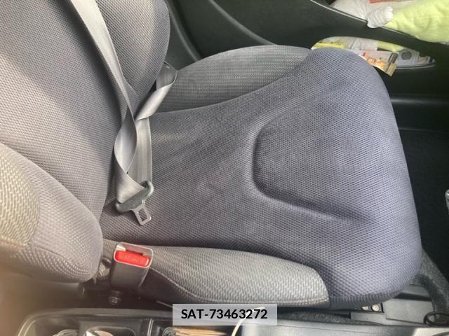Honda FIT 2011-12 7876454-18