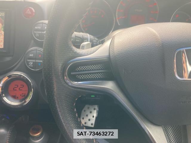 Honda FIT 2011-12 7876454-21