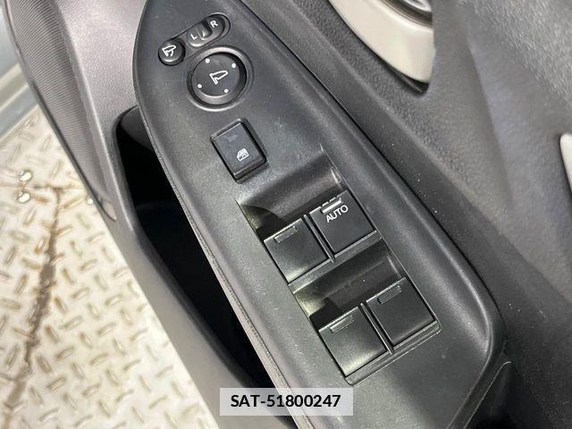 Honda FIT 2016-03 7876446-6