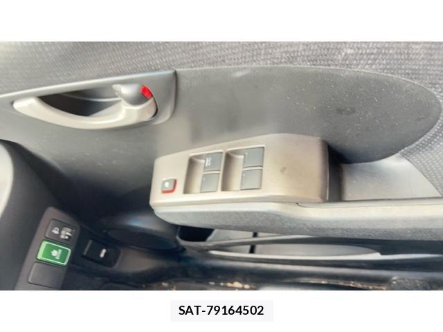 Honda FIT 2012-02 7876453-14