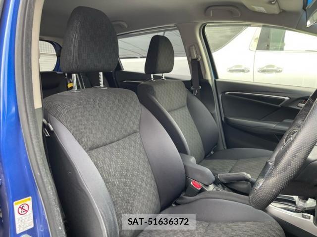 Honda FIT 2013-11 7876458-12