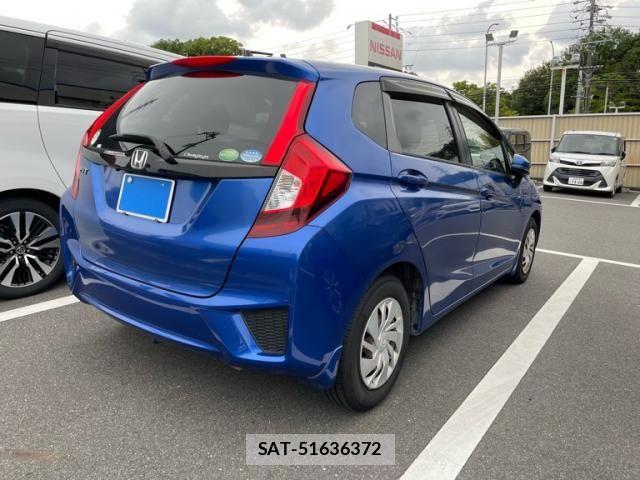 Honda FIT 2013-11 7876458-2