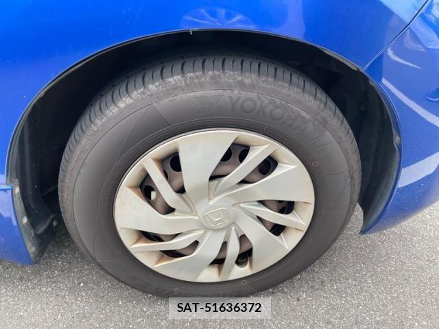 Honda FIT 2013-11 7876458-3