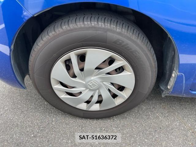 Honda FIT 2013-11 7876458-6