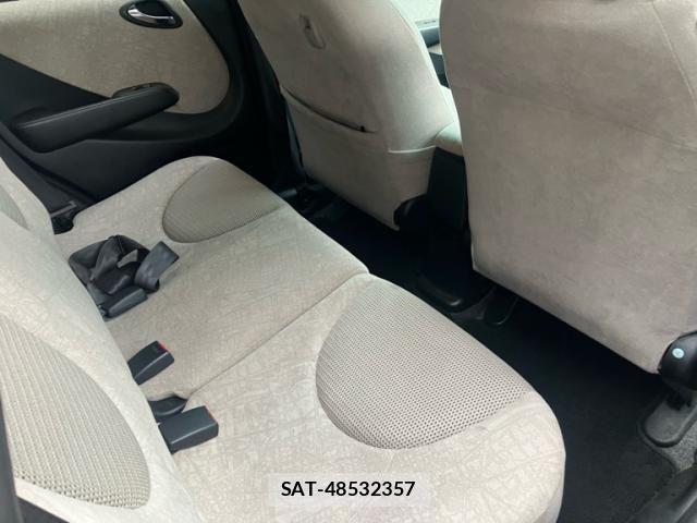 Honda FIT 2004-01 7876461-12