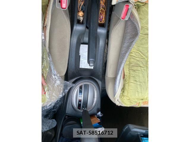Honda FIT 2009-07 7876467-12