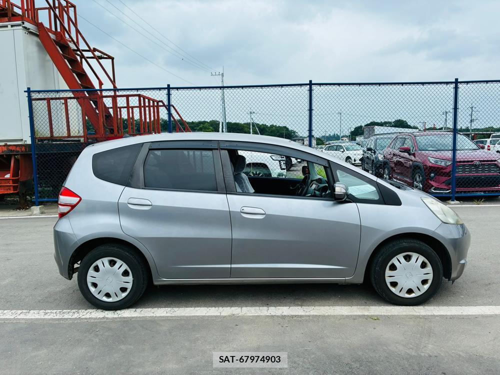 Honda FIT 2009-06 7736489-5